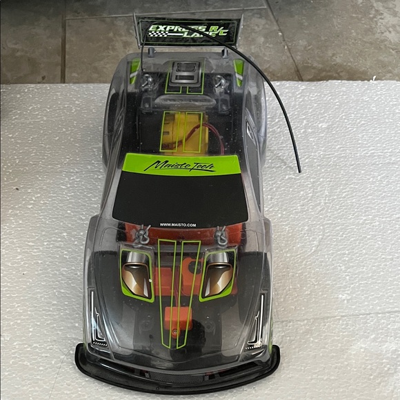 🚗 Remote Control Car Set - Yellow, Red, Gray - Picture 5 of 16